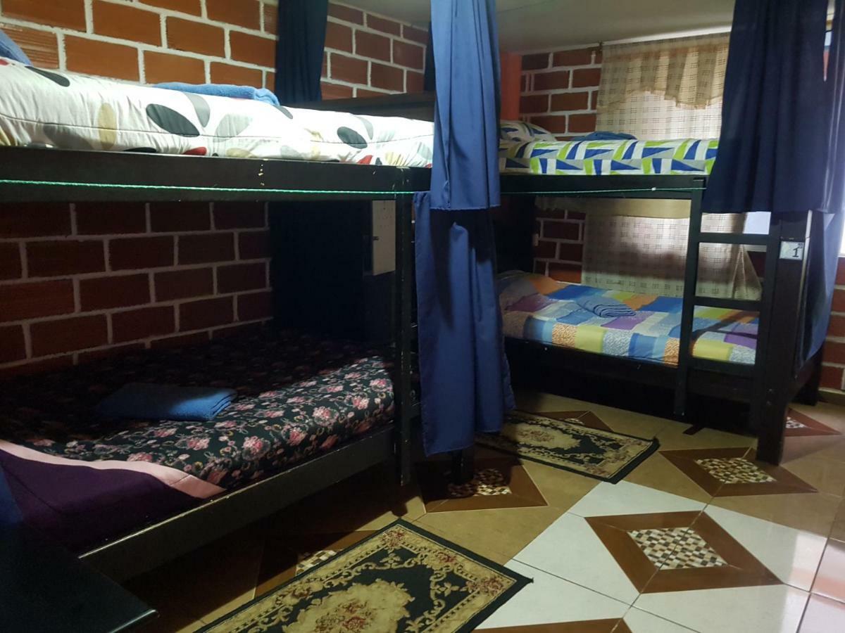 Hostal Sendero De Volcanes Latacunga Zewnętrze zdjęcie