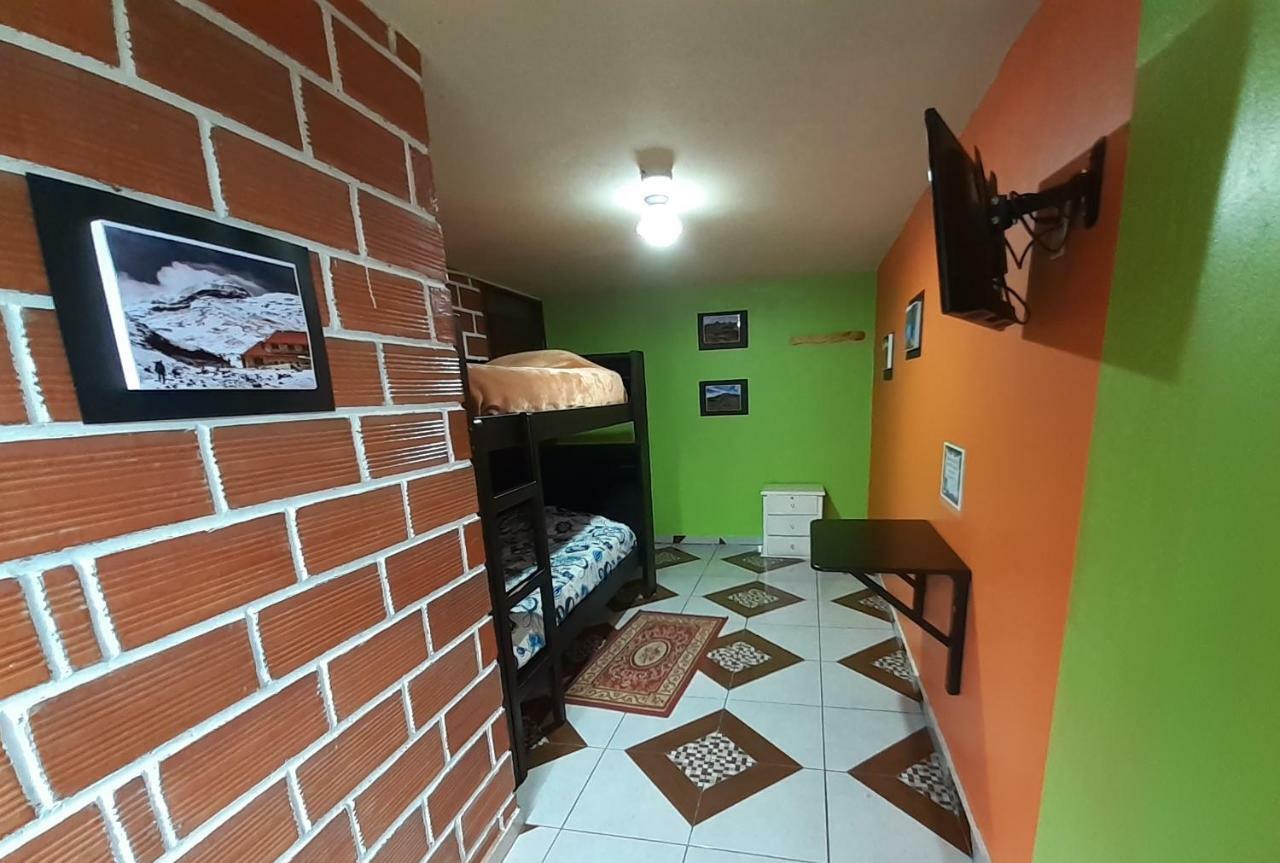 Hostal Sendero De Volcanes Latacunga Zewnętrze zdjęcie