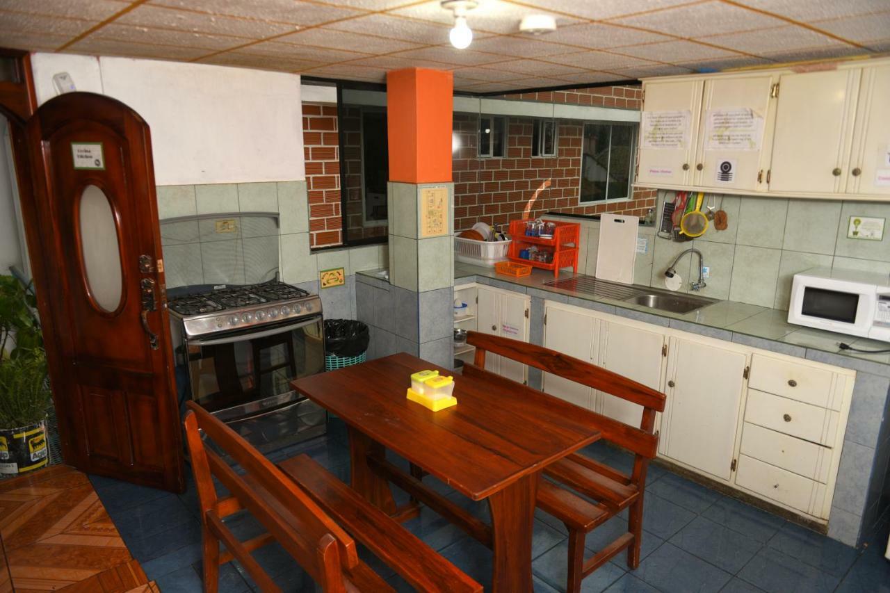 Hostal Sendero De Volcanes Latacunga Zewnętrze zdjęcie